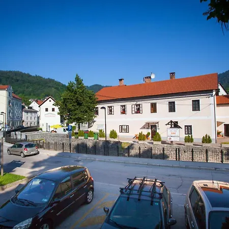 Apartma Na Starem Placu Idrija Exterior photo