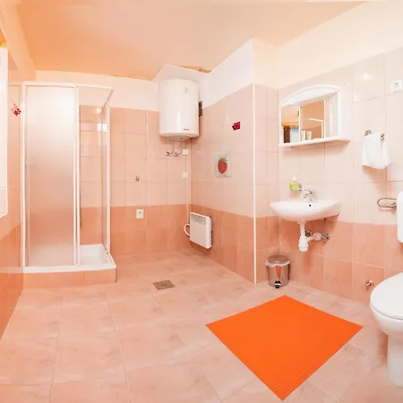Apartma Na Starem Placu Idrija Exterior photo